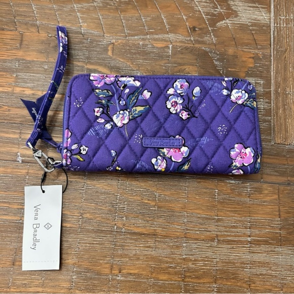 Vera Bradley Purple wild rose RFID Quilted Floral Wristlet